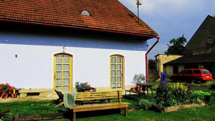 Appartement Dvůr v Borovné à Borovná Extérieur photo
